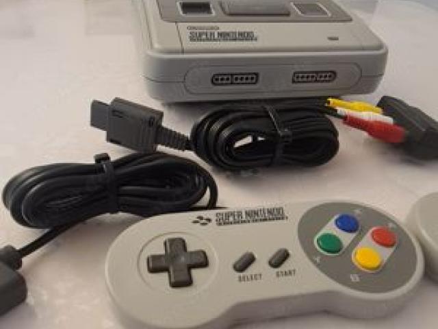 Super Nintendo  Spielkonsole Top Zustand!!! - 1